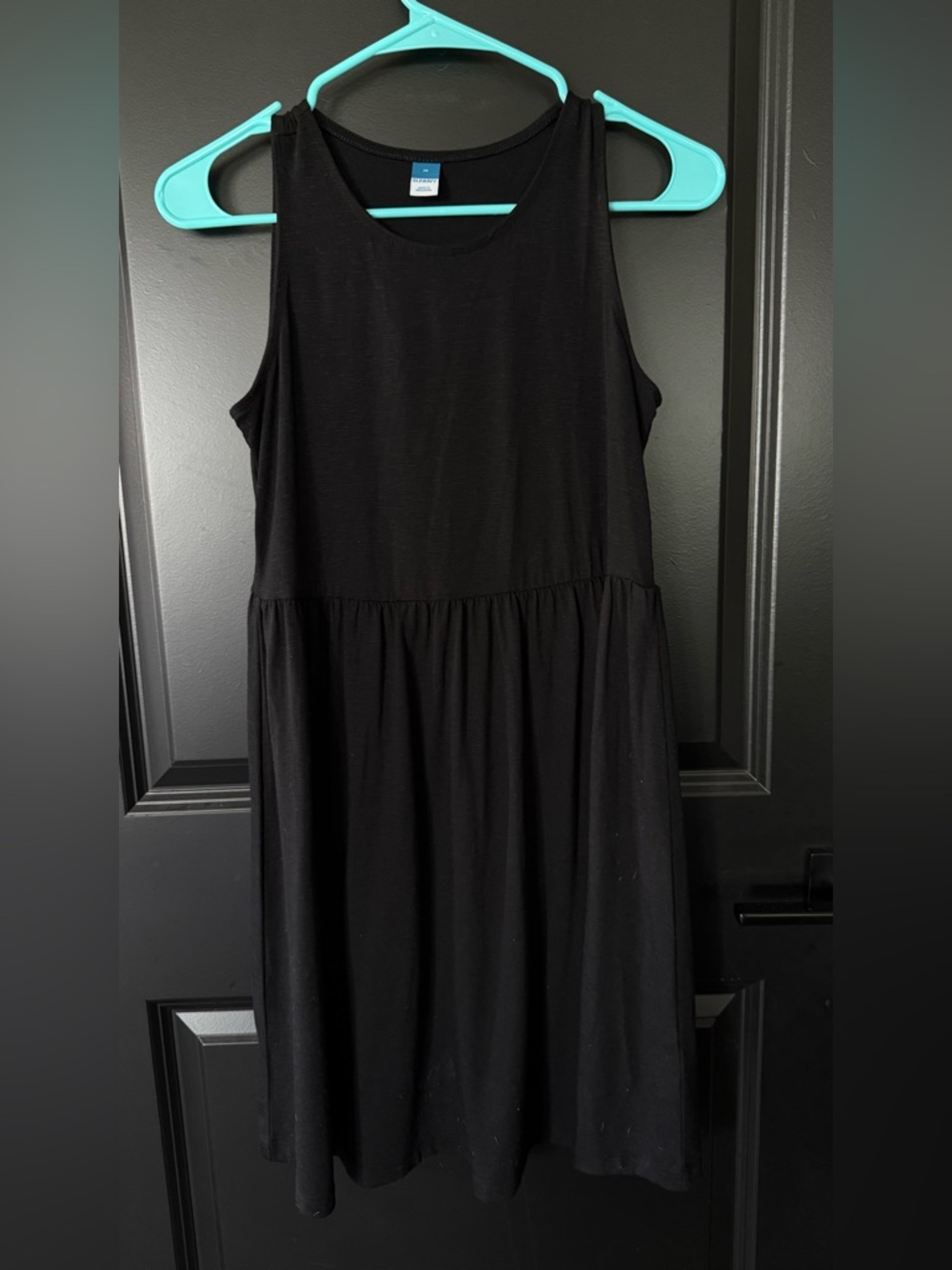 Old Navy Black Sleeveless Midi Dress